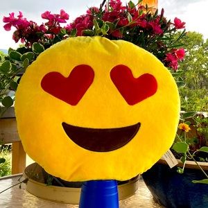 Emoji Expressions Smiley Face Pillow Plush Yellow Red Heart ♥️ Eyes 13" New